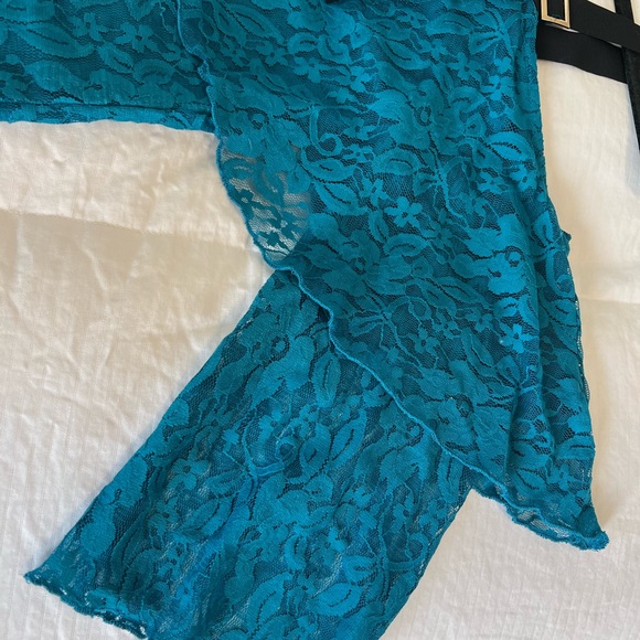 BeBe top - Picture 9 of 14